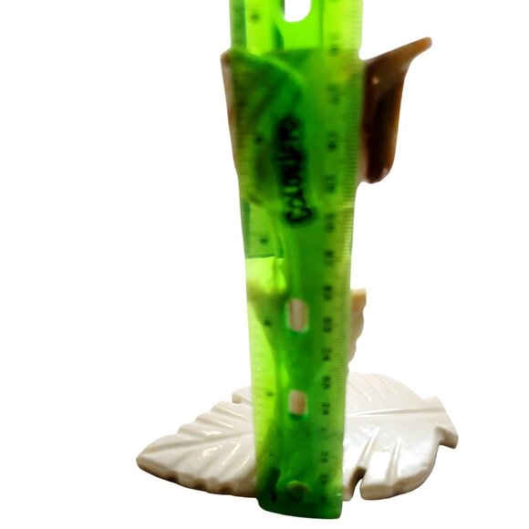 Vintage Beige and Brown Onyx Tulip Flower Candlestick Holder with Leaf Base - Picture 9 of 10